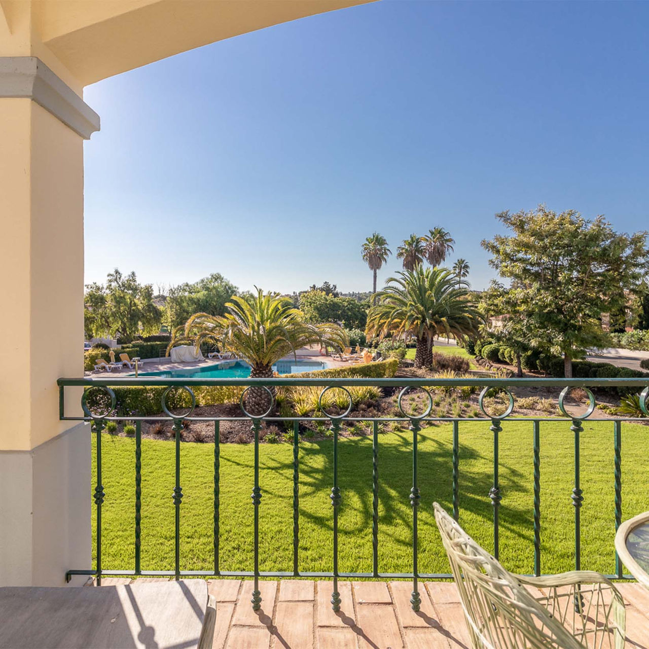 Vista de un apartamento de Hotel en Carvoeiro, cerca de Campos de Golf, con jardín y piscina exterior