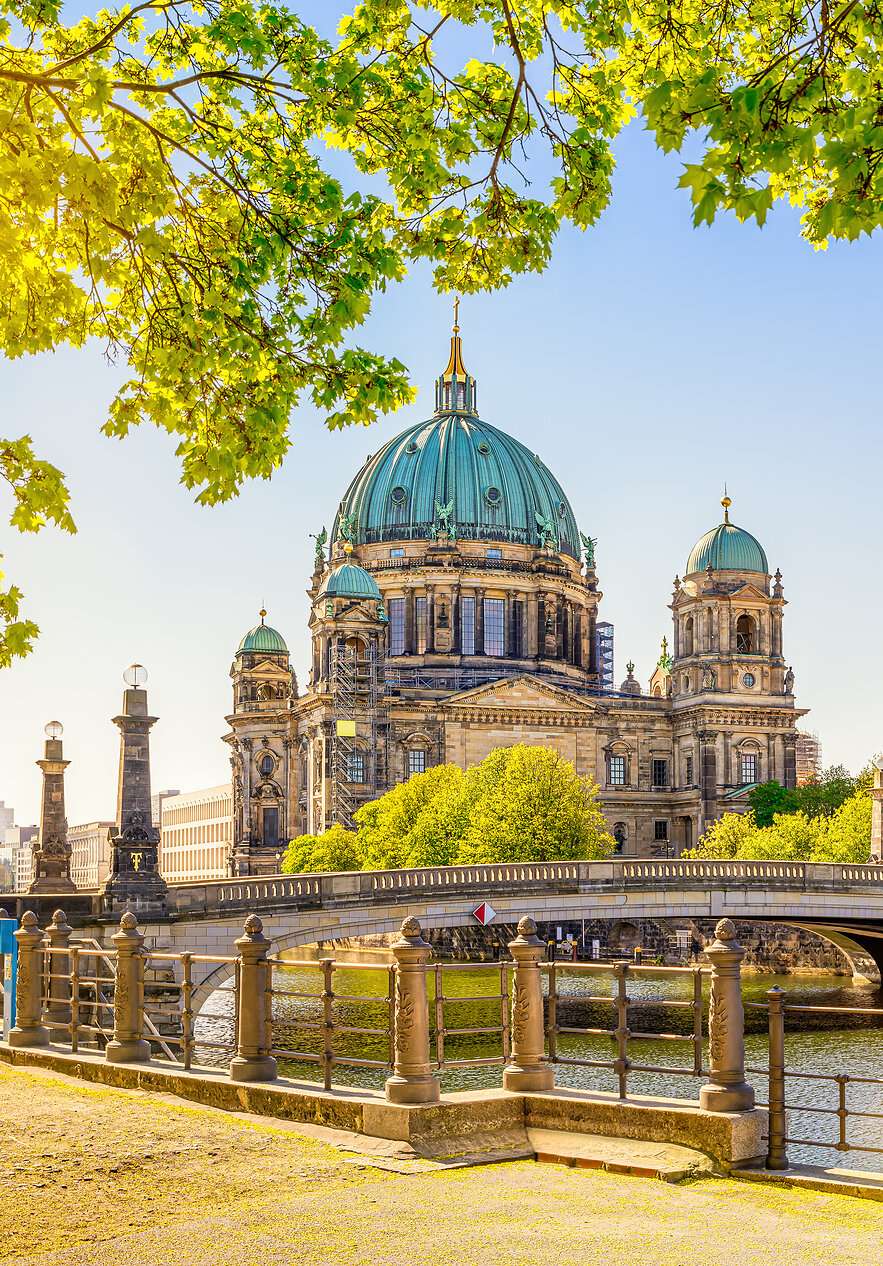 Discover Germany and explore historical landmarks, renowned museums, and the cultural life of Berlin.
