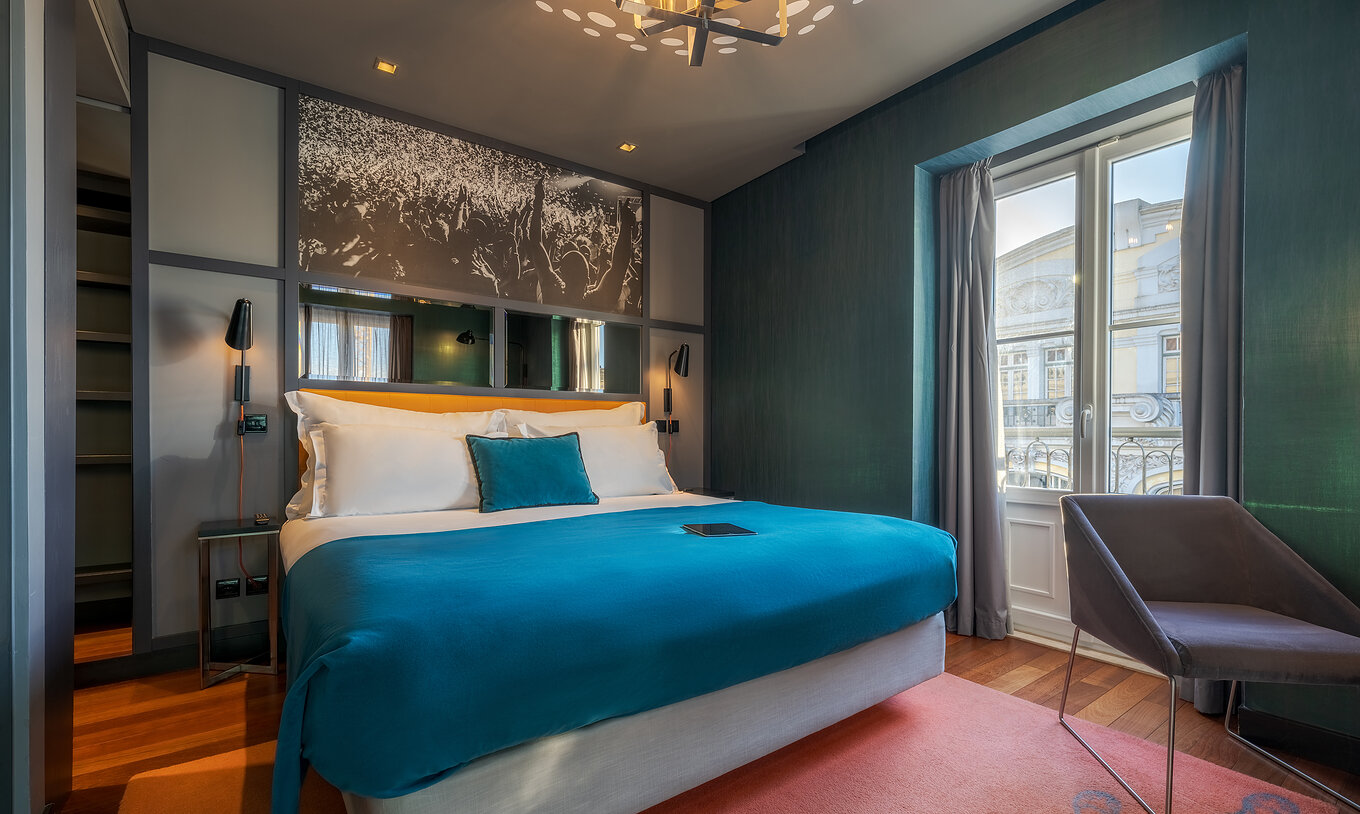 The CR7 Superior at Pestana CR7 Lisboa has a double bed and a window with a beautiful view