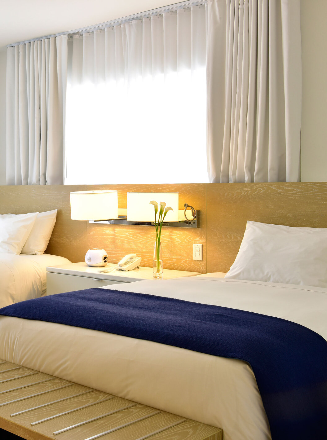 De Superior tweepersoonskamer met queensize bedden bij Pestana Miami is modern en minimalistisch met twin-bedden