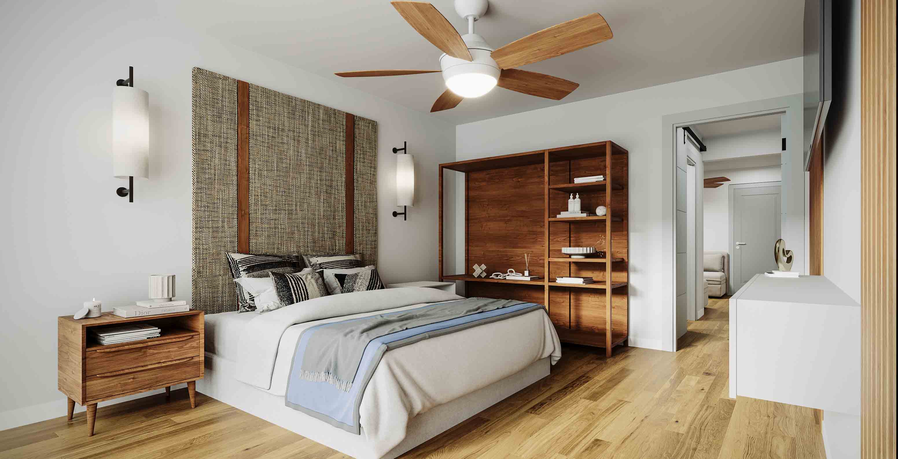 Quarto do Pestana Dunas Porto Santo com cama dupla, móveis de madeira e teto com ventoinha